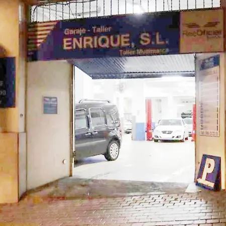 Acogedor, Con Garaje, Céntrico. Appartamento Vigo