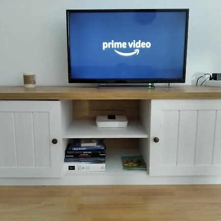 Apartamento Acogedor, Con Garaje, Céntrico. *