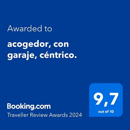 Appartement Acogedor, Con Garaje, Céntrico.
