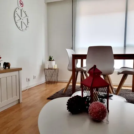 Acogedor, Con Garaje, Céntrico. Appartement