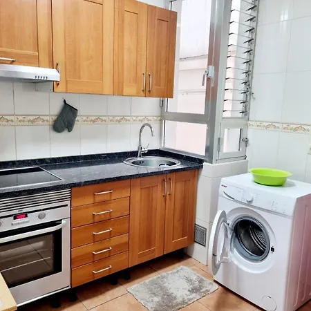 Acogedor, Con Garaje, Centrico.