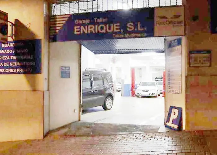 Acogedor, Con Garaje, Centrico. Apartmán Vigo