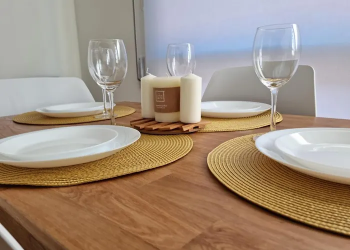 Acogedor, Con Garaje, Centrico. *