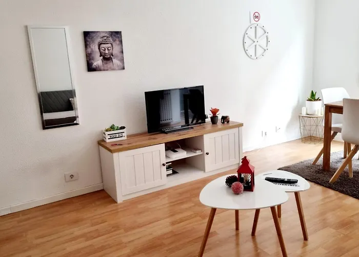 Acogedor, Con Garaje, Centrico. Apartament Vigo
